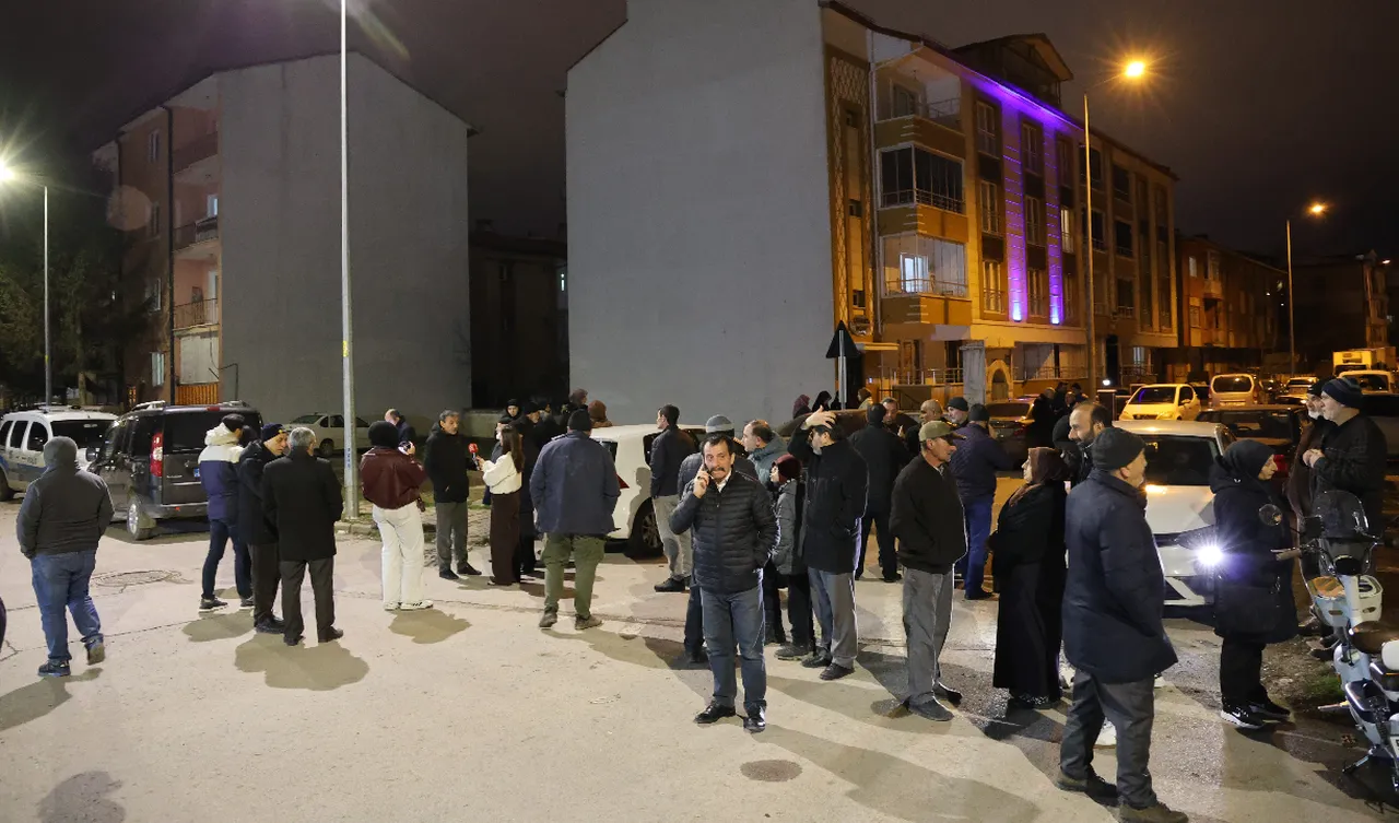 Uçuş yok, mağduriyet büyük! Umreciler soluğu karakolda aldı