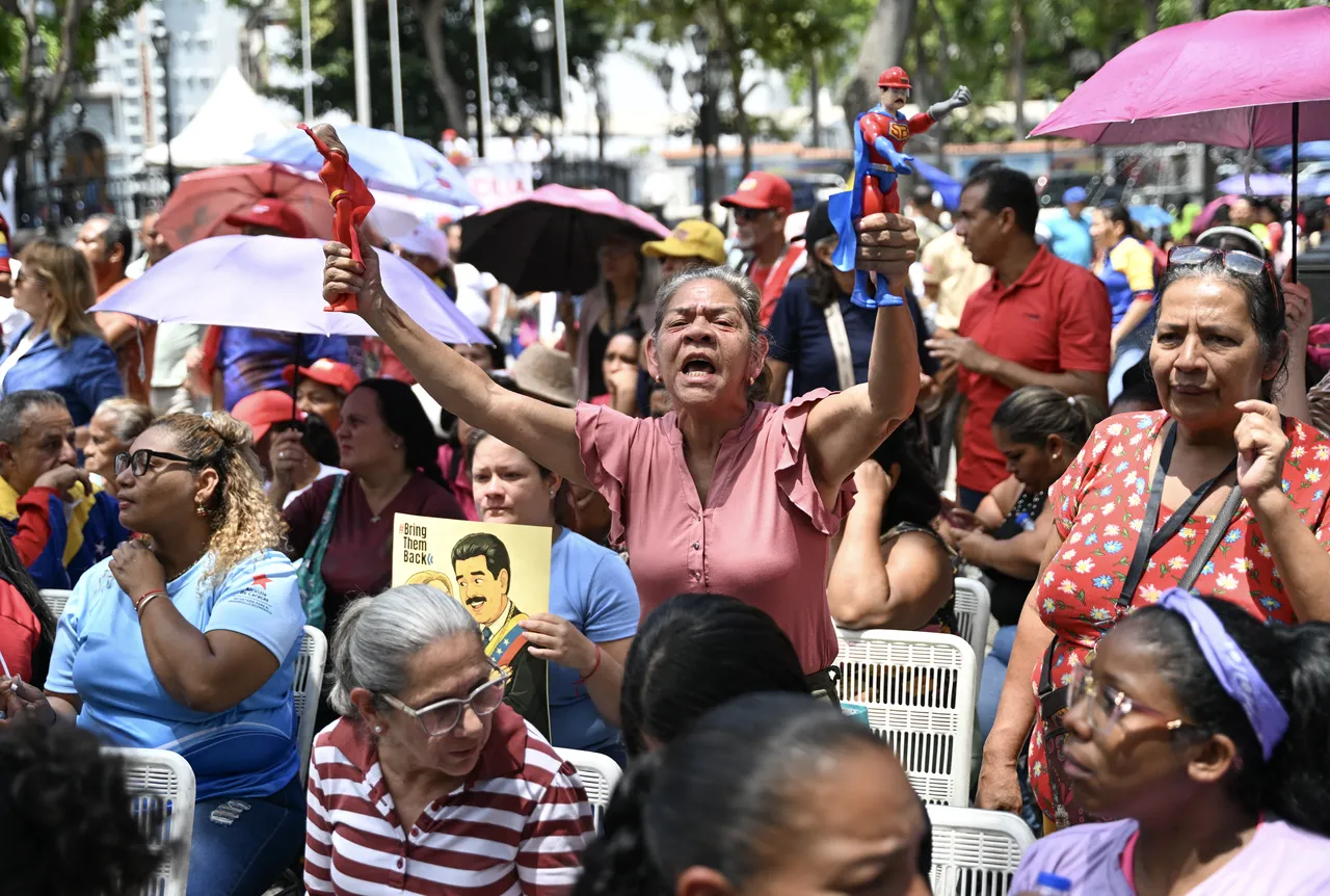 ABD'nin alıkoyduğu Maduro ikinci kez hakim karşısına çıkarıldı