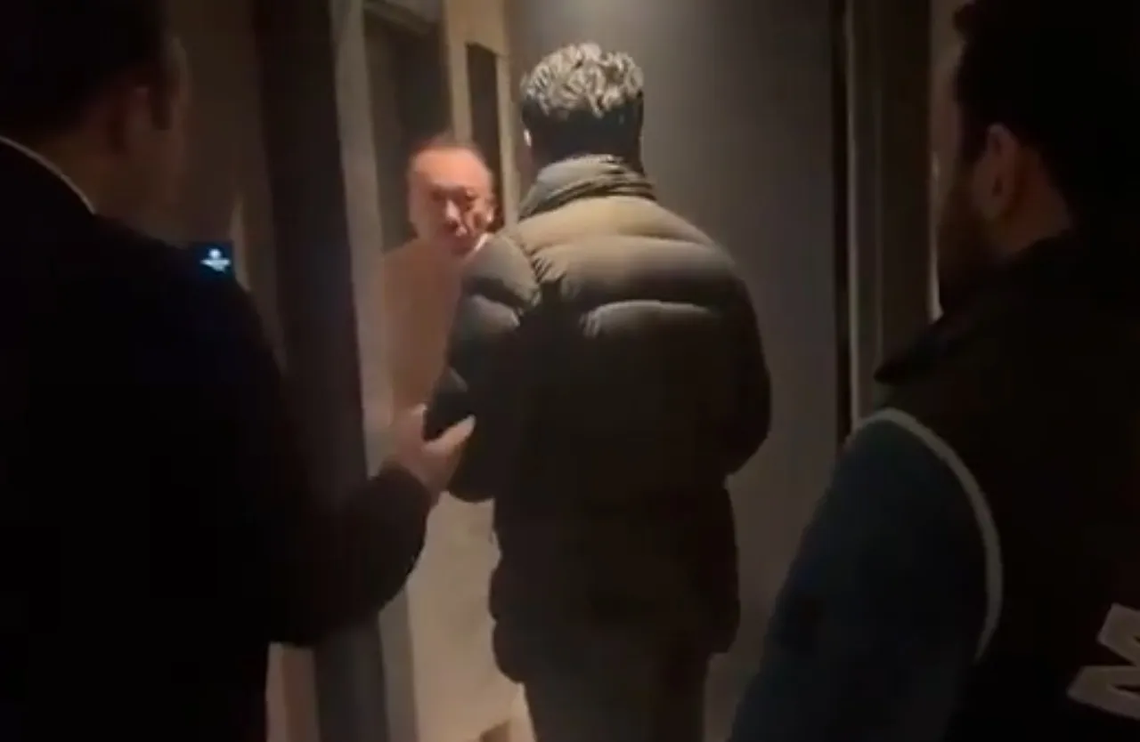 CHP'li Uşak Belediye Başkanı Özkan Yalım'ın gözaltına alındığı anlar! Otel odasında 21 yaşındaki kızla yakalanmış