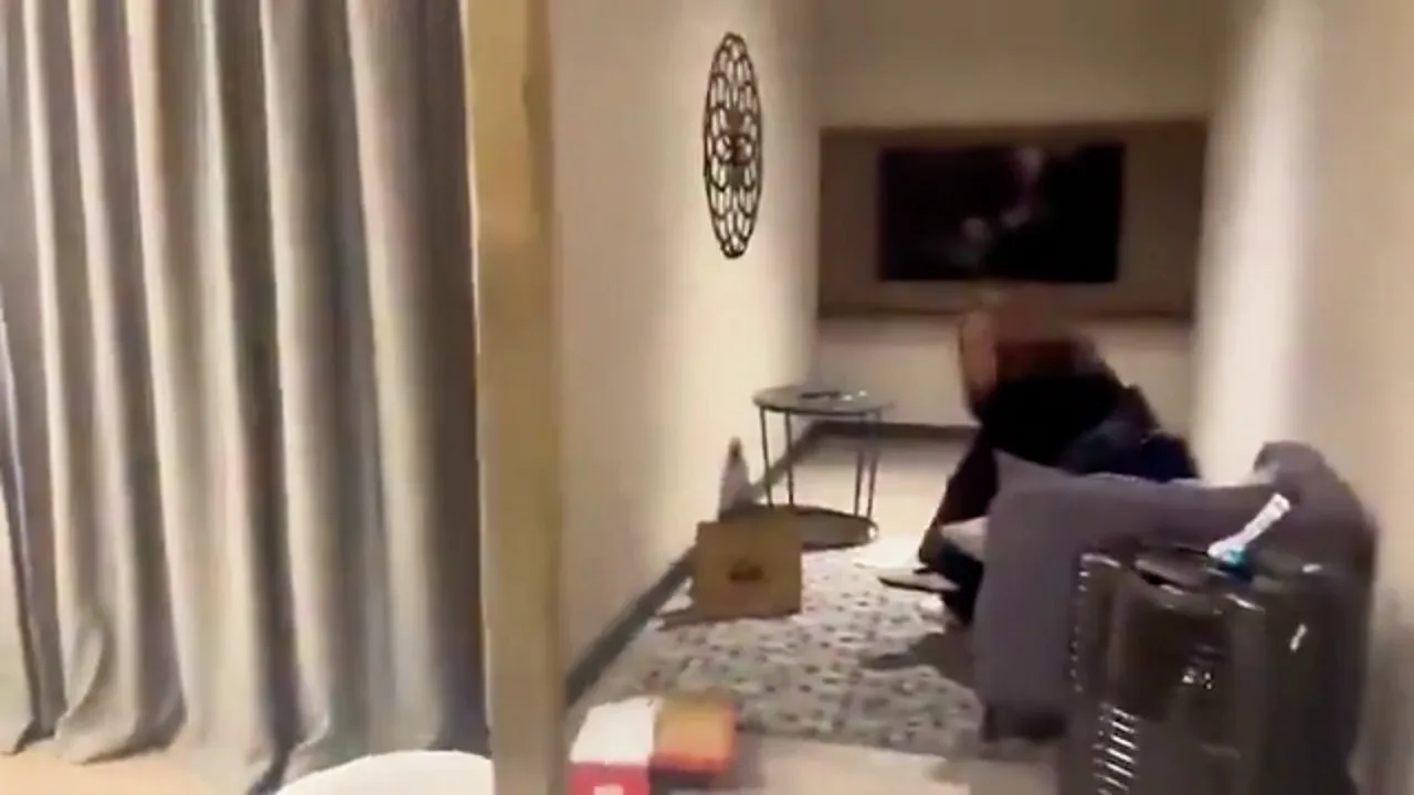 CHP'li Uşak Belediye Başkanı Özkan Yalım'ın gözaltına alındığı anlar! Otel odasında 21 yaşındaki kızla yakalanmış