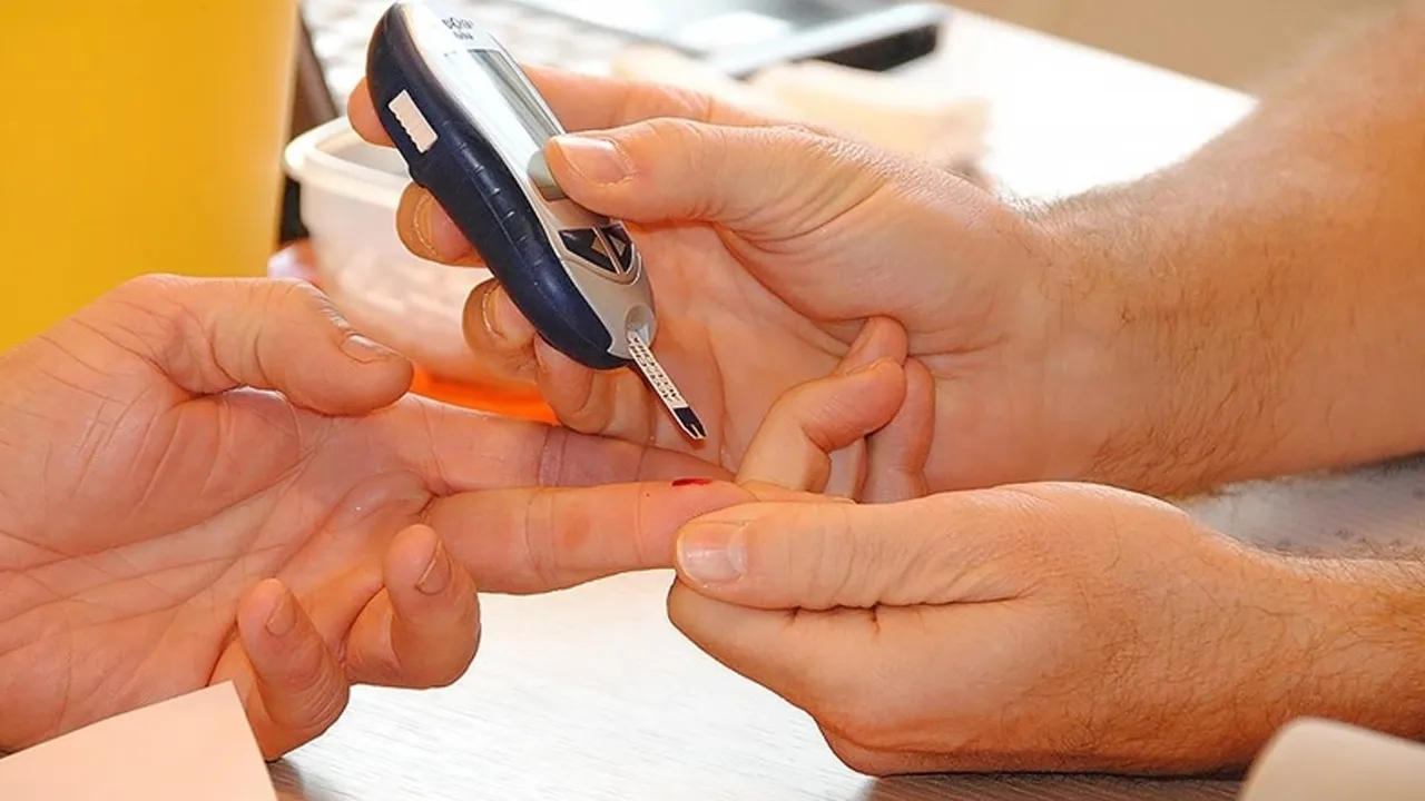 Diyabet sinsi ilerliyor: Susuzluk ve kilo kaybını hafife almayın 