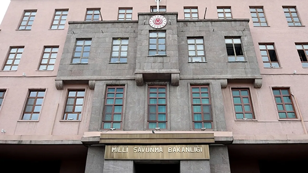 İncirlik'te sirenlerin çaldığı iddiasına yalanlama! 