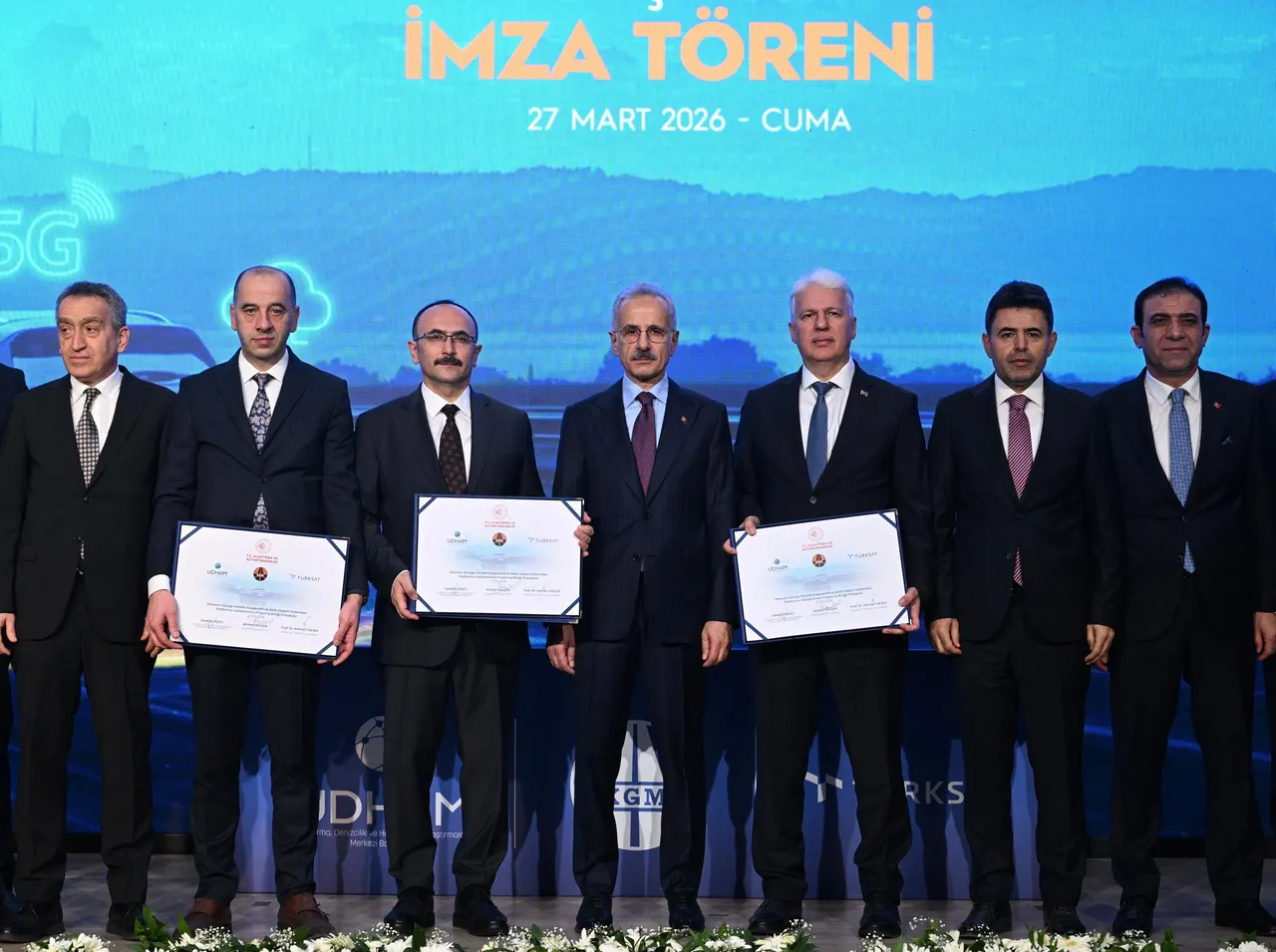 İstanbul'da akıllı yol dönemi resmen başladı! 40 kilometrelik güzergahta yok yok...