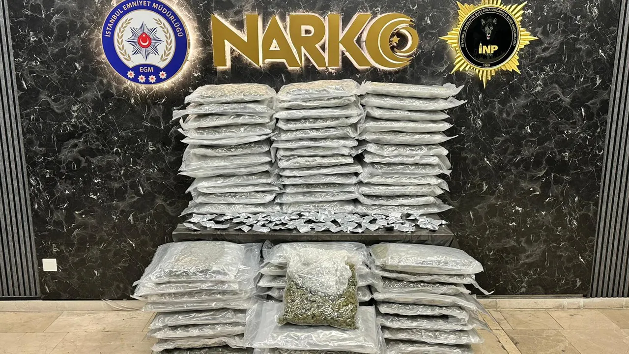 İstanbul'da uyuşturucu operasyonu: 5 kişi yakalandı