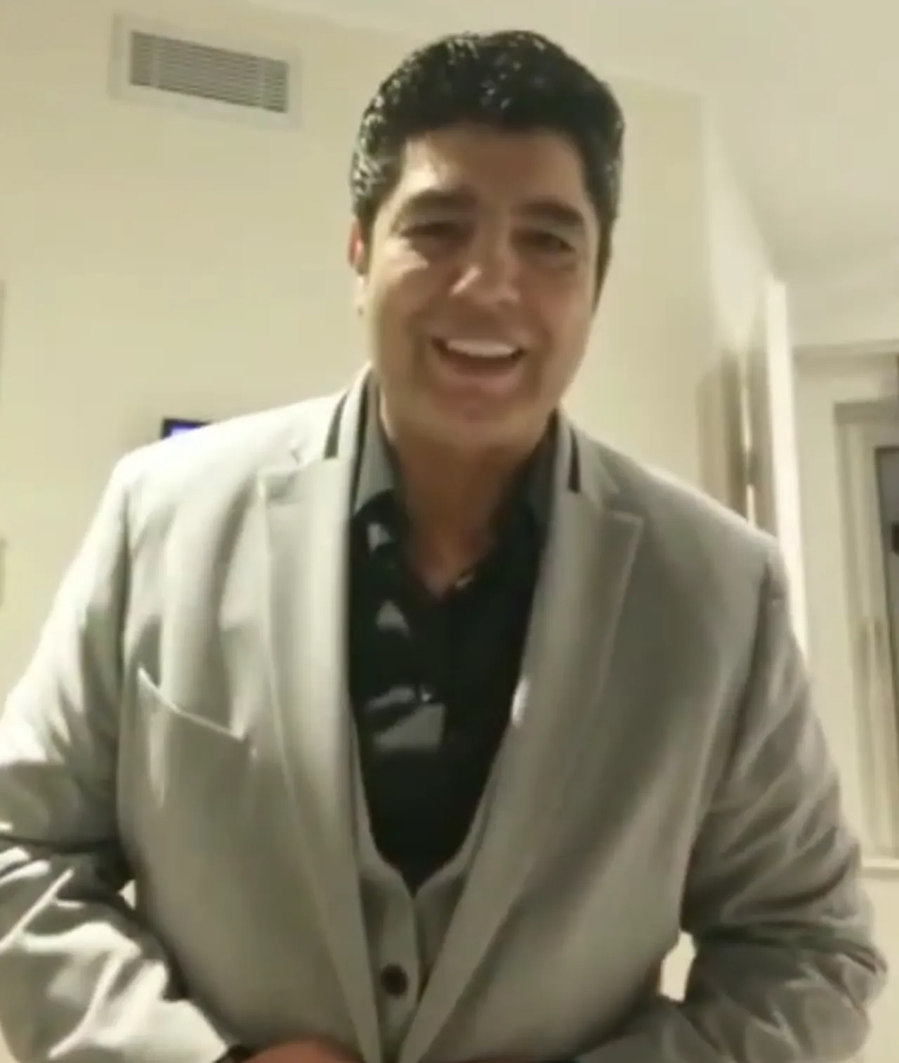 Sanatçı Orhan Esen hayatını kaybetti ( Orhan Esen kimdir, neden öldü?)