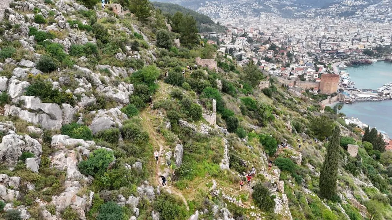 Alanya Ultra Trail, 5 etaptan oluşuyor.