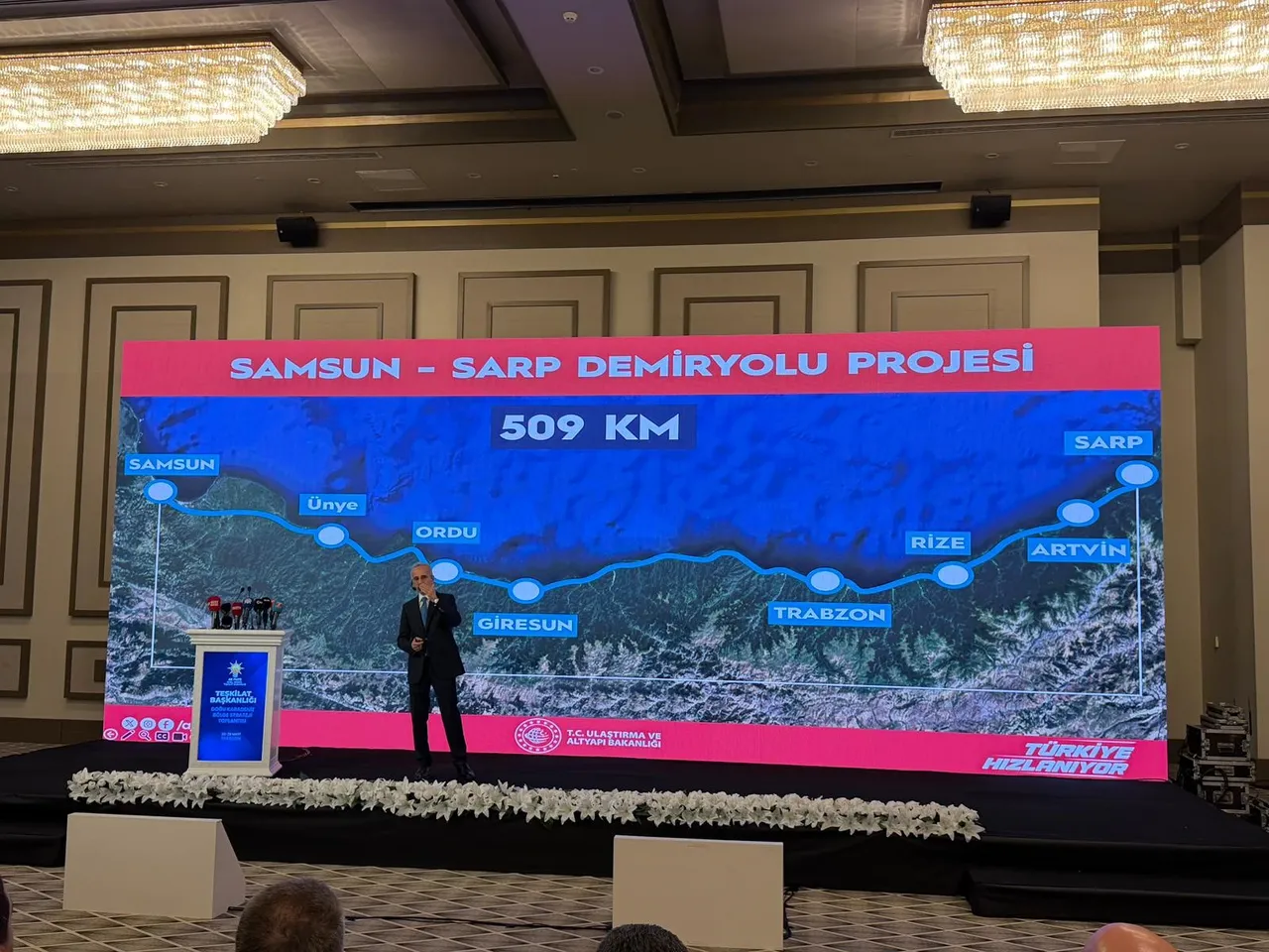 Bakan tek tek güzergahı açıkladı: Samsun'dan başlayıp Sarp'tan çıkacak!