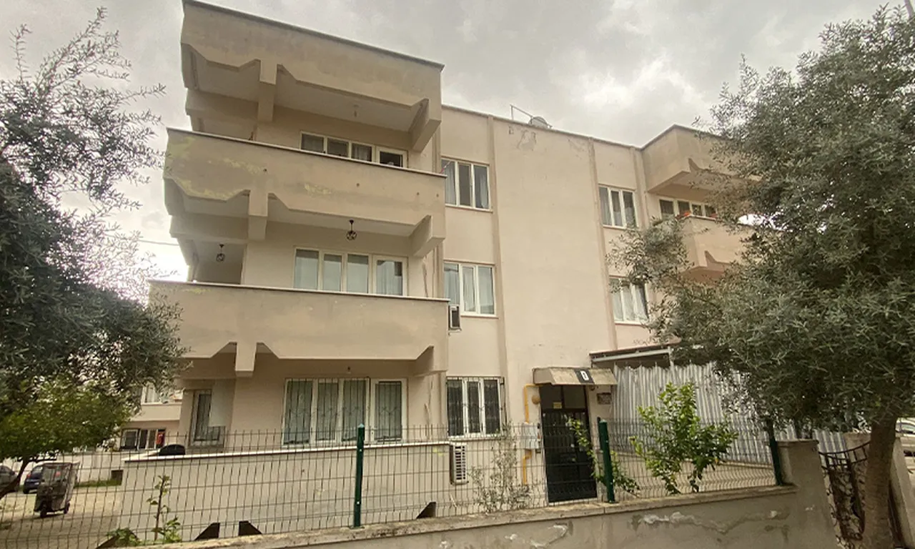 Alkış'ın yaşadığı apartman