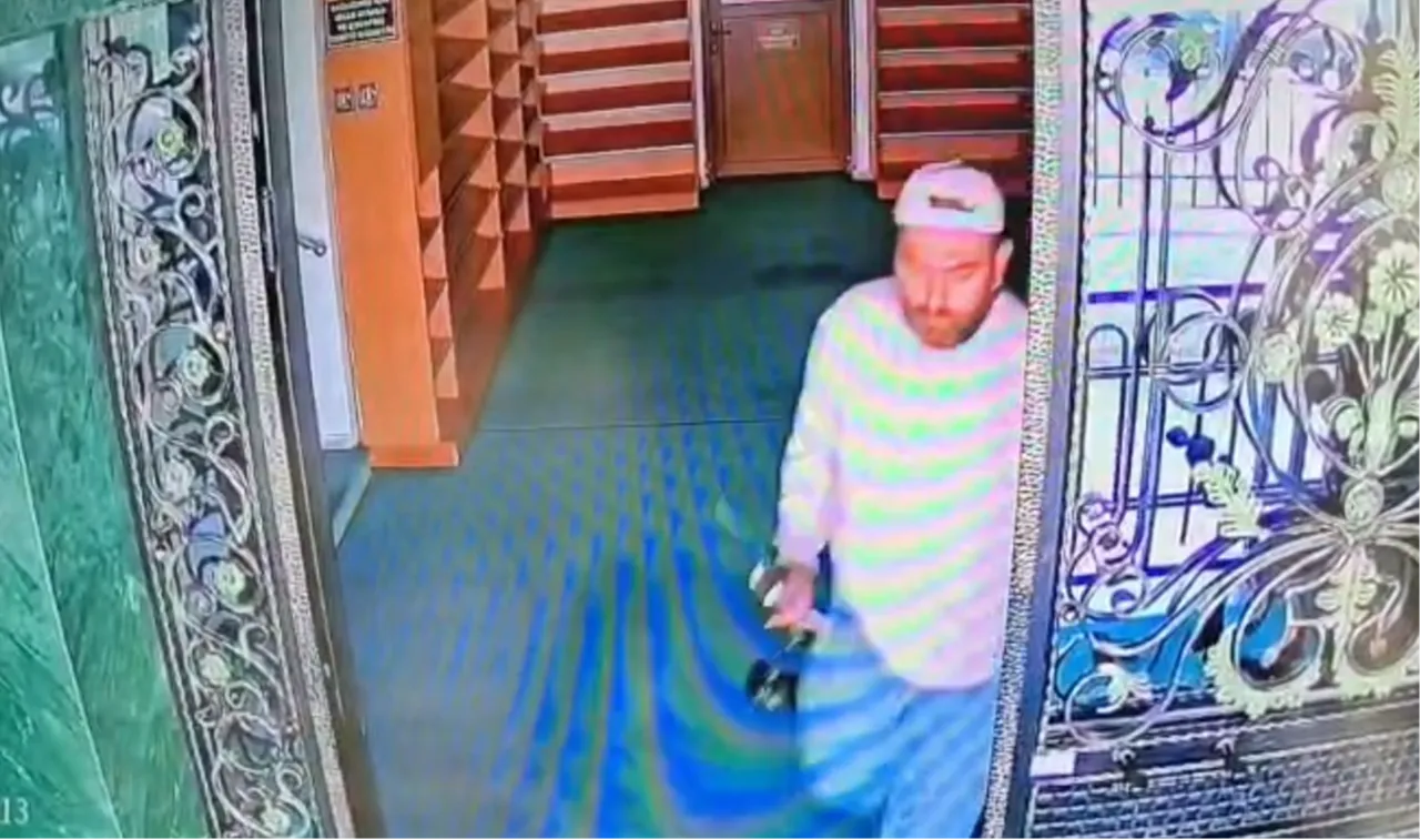 Bursa'da oltalı hırsız cami cami gezip mikrofon çaldı! O anlar kamerada
