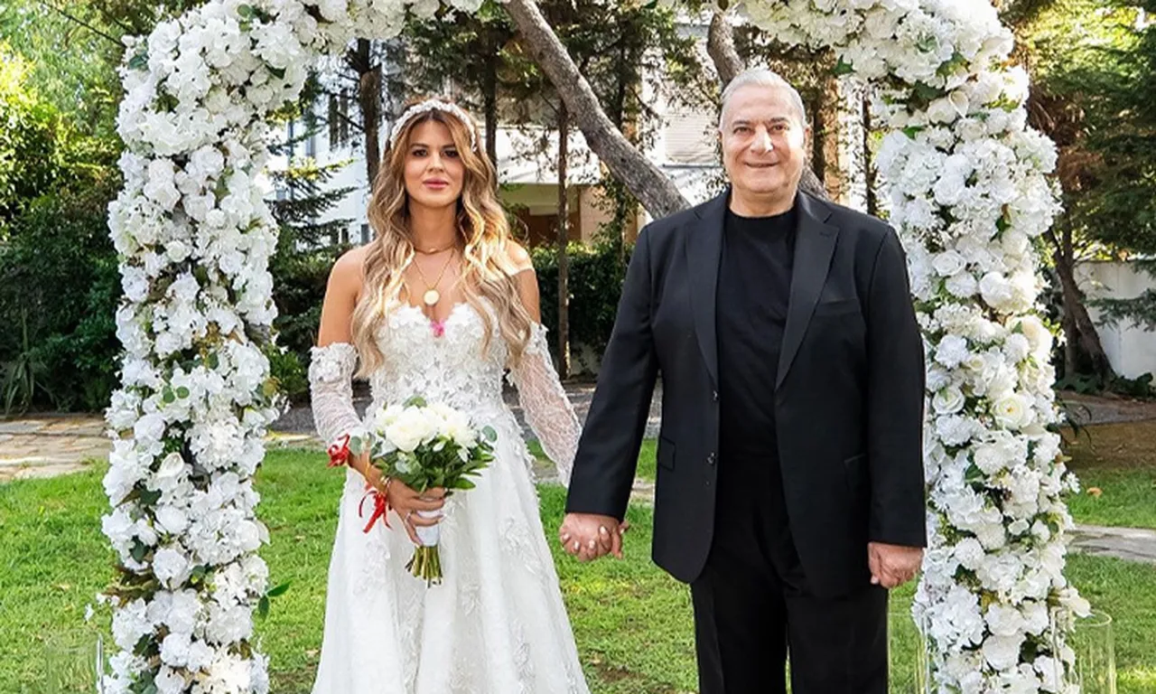 Mehmet Ali Erbil’e boşanma sonrası sert sözler! “Ne ölün ölüme ne dirin dirime”