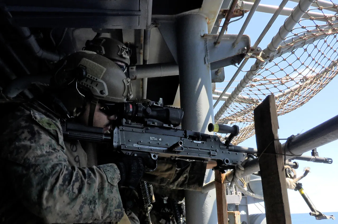 Tripoli gemisi, 3 bin 500 askerle Orta Doğu'da