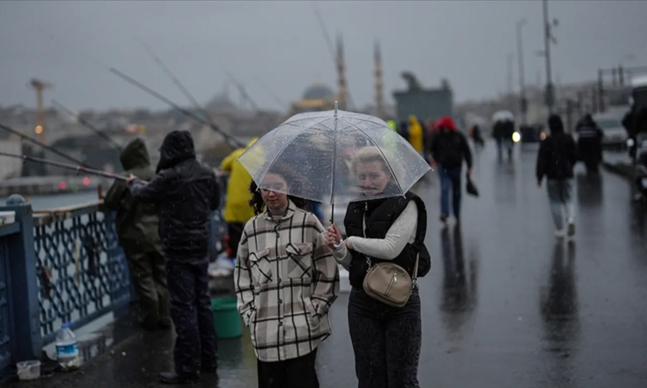 Sıcaklıklar sert düşüşte! Meteoroloji’den 12 il için sarı kodlu alarm: Hafta sonu planı olanlar dikkat