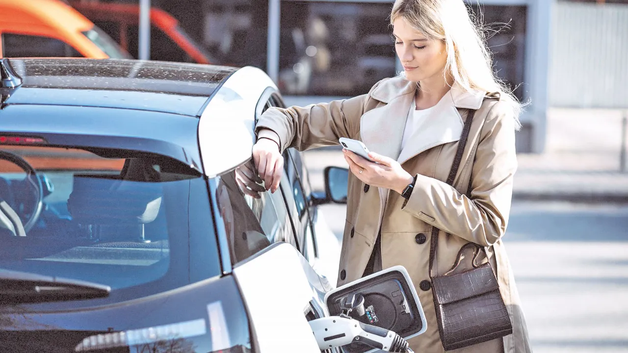 Avrupa’da petrol krizi dengeleri değiştirdi! Elektriklide 2. el talebi 3 kat arttı