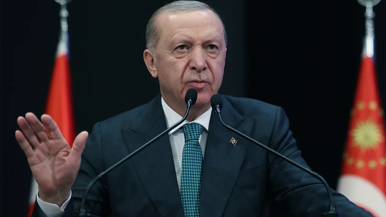 Erdoğan Trump'ı, Dışişleri ve MİT Kürt grupları uyardı: Süreç falan filan dinlemez vururuz