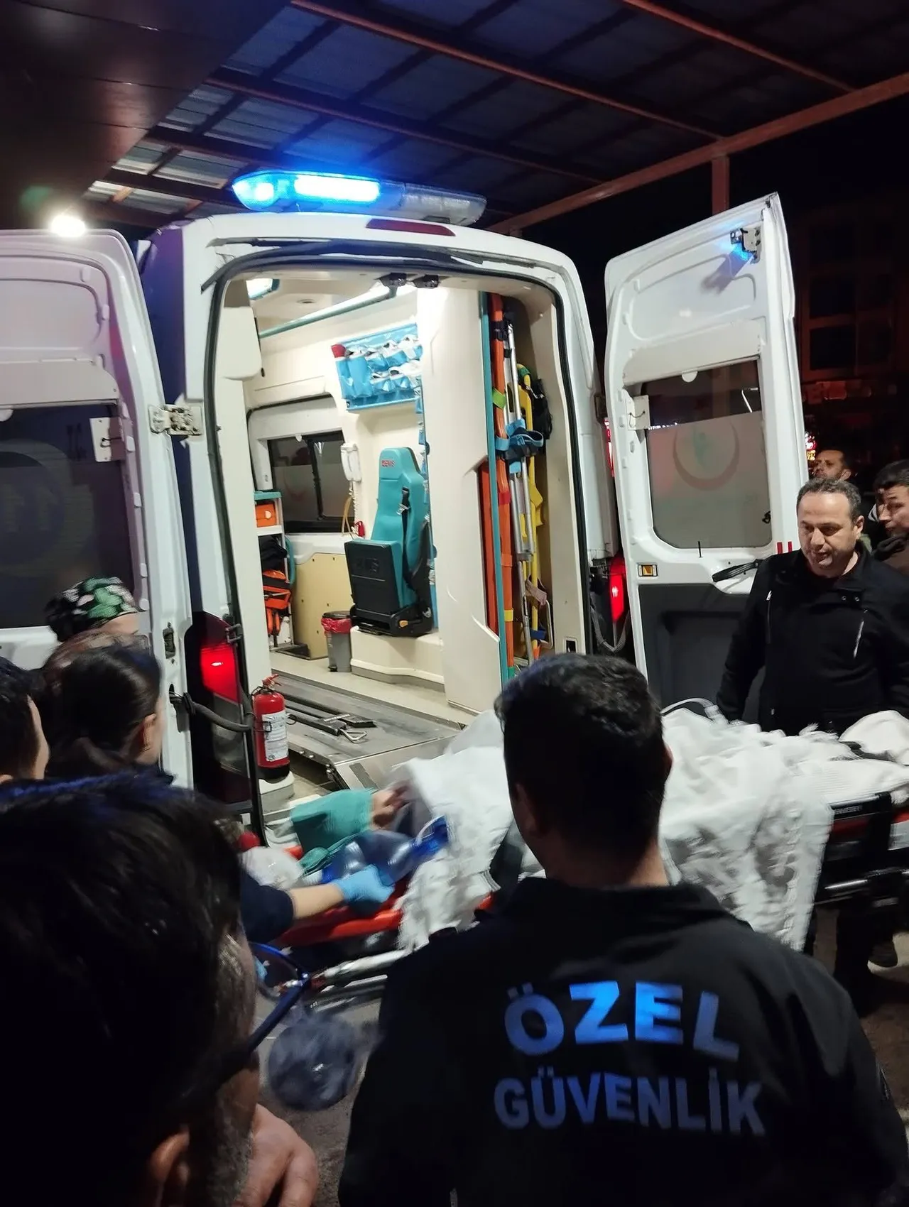 Hasbi Dede'nin taciz ettiği iddia edilen genç kıza araç çarptı! Durumu ağır