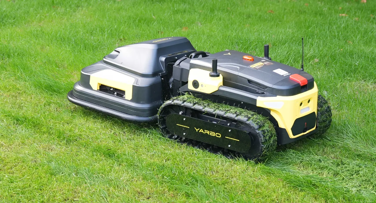 Hedefini 25'e katladı! Bu robot 'yok artık' dedirtiyor: Çim biçiyor, kar kürüyor, yaprakları topluyor