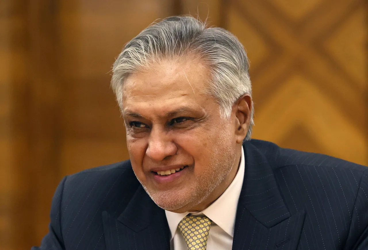 İslamabad Zirvesi öncesi kritik hamle: İran'dan Pakistan'a 20 gemilik geçiş izni