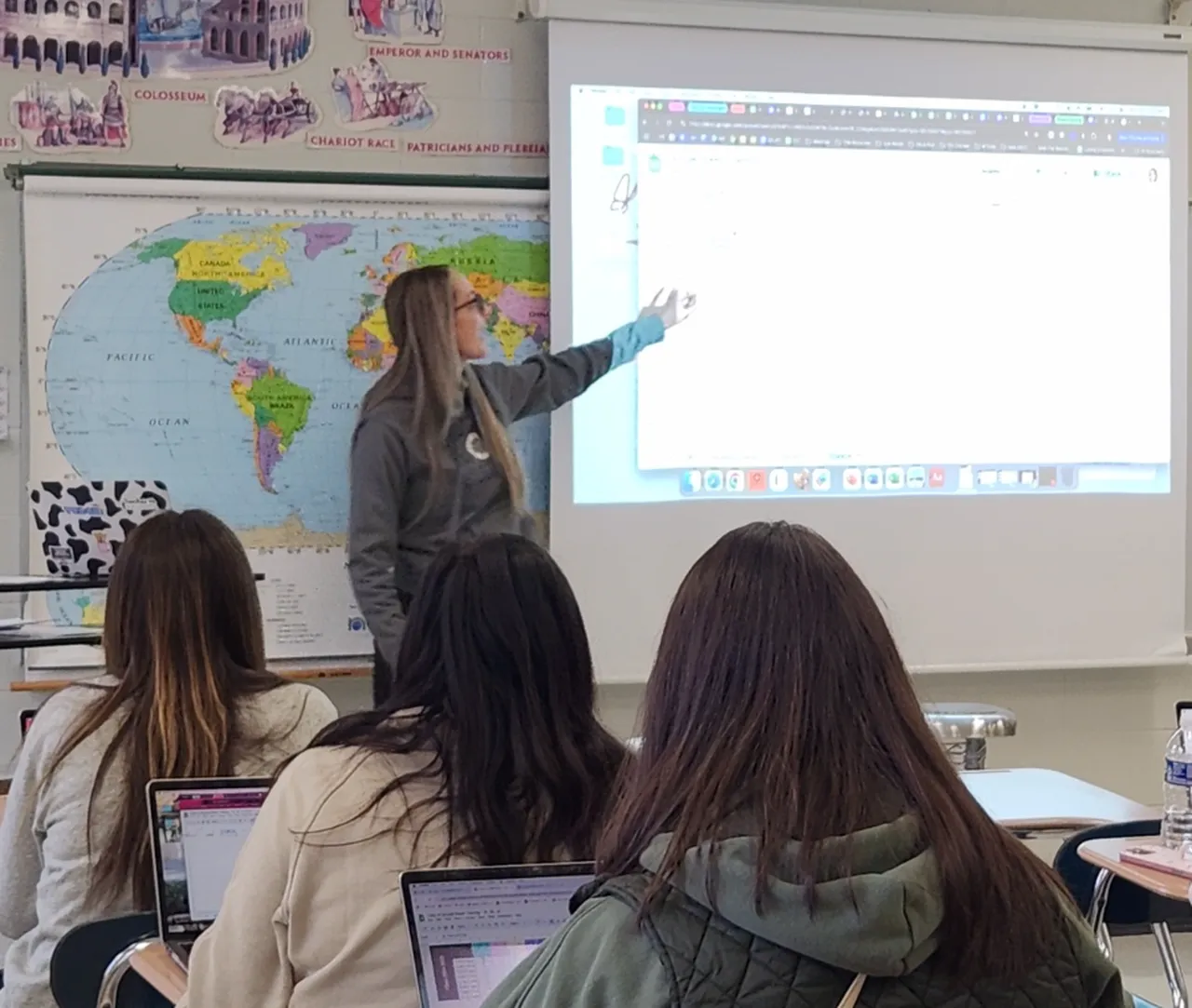 Yanlış pozisyonda uyuduğunu sandı, acı gerçek hastanede ortaya çıktı: Nutkum tutuldu