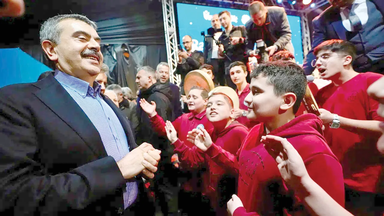 Bakan Tekin: Erdoğan, dünyanın saygı duyduğu bir lider