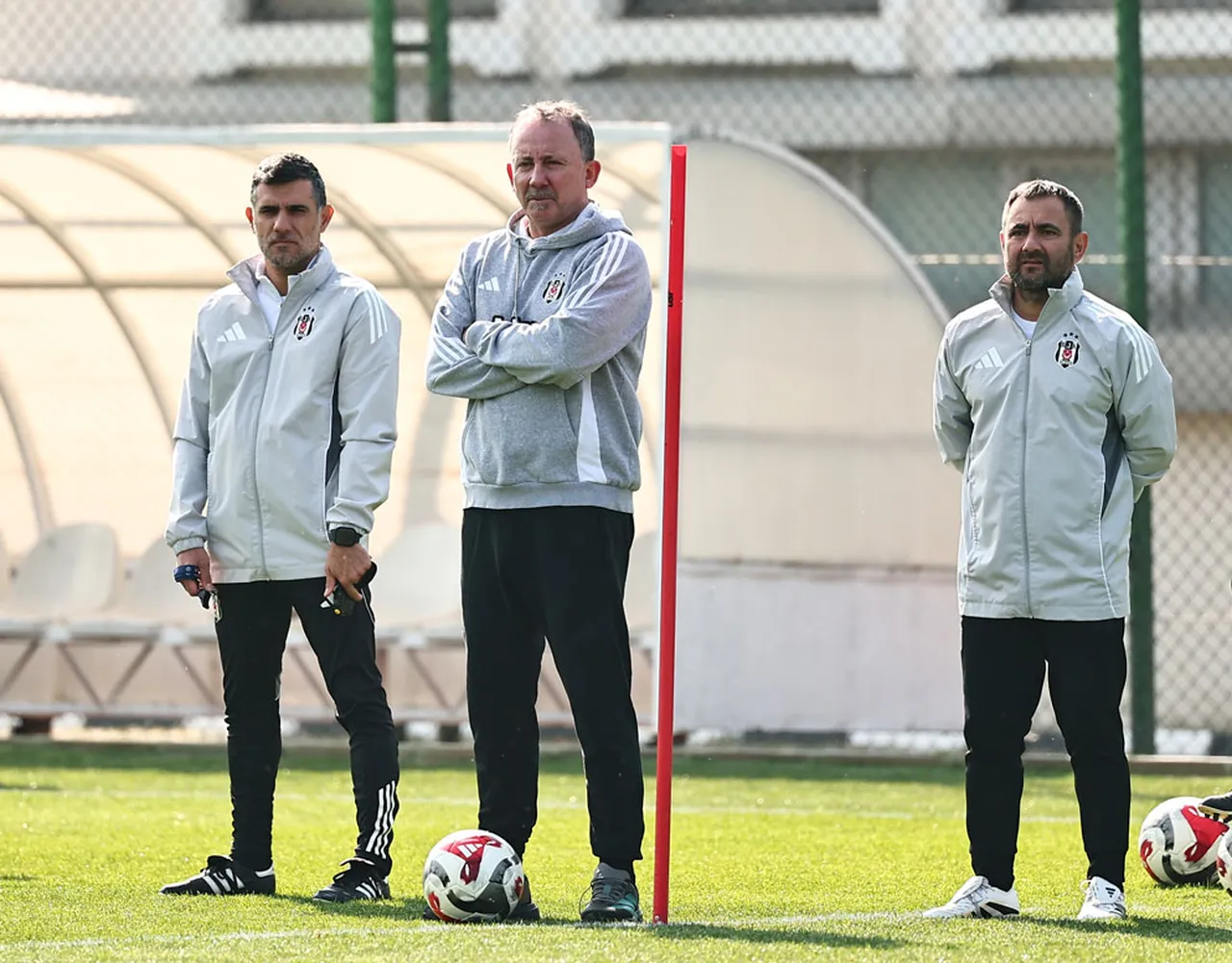 Sergen Yalçın antrenmanda