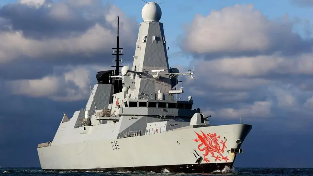 İngiltere’den Kıbrıs hamlesi: HMS Dragon bölgeye gönlendirildi