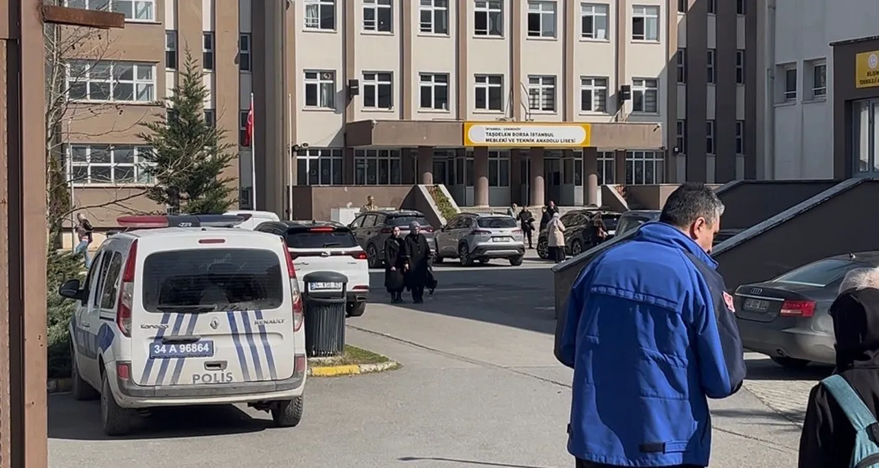 İstanbulda okullar bugün tatil mi, dersler yapılacak mı? Eğitim Sen açıklaması soru işareti bıraktı