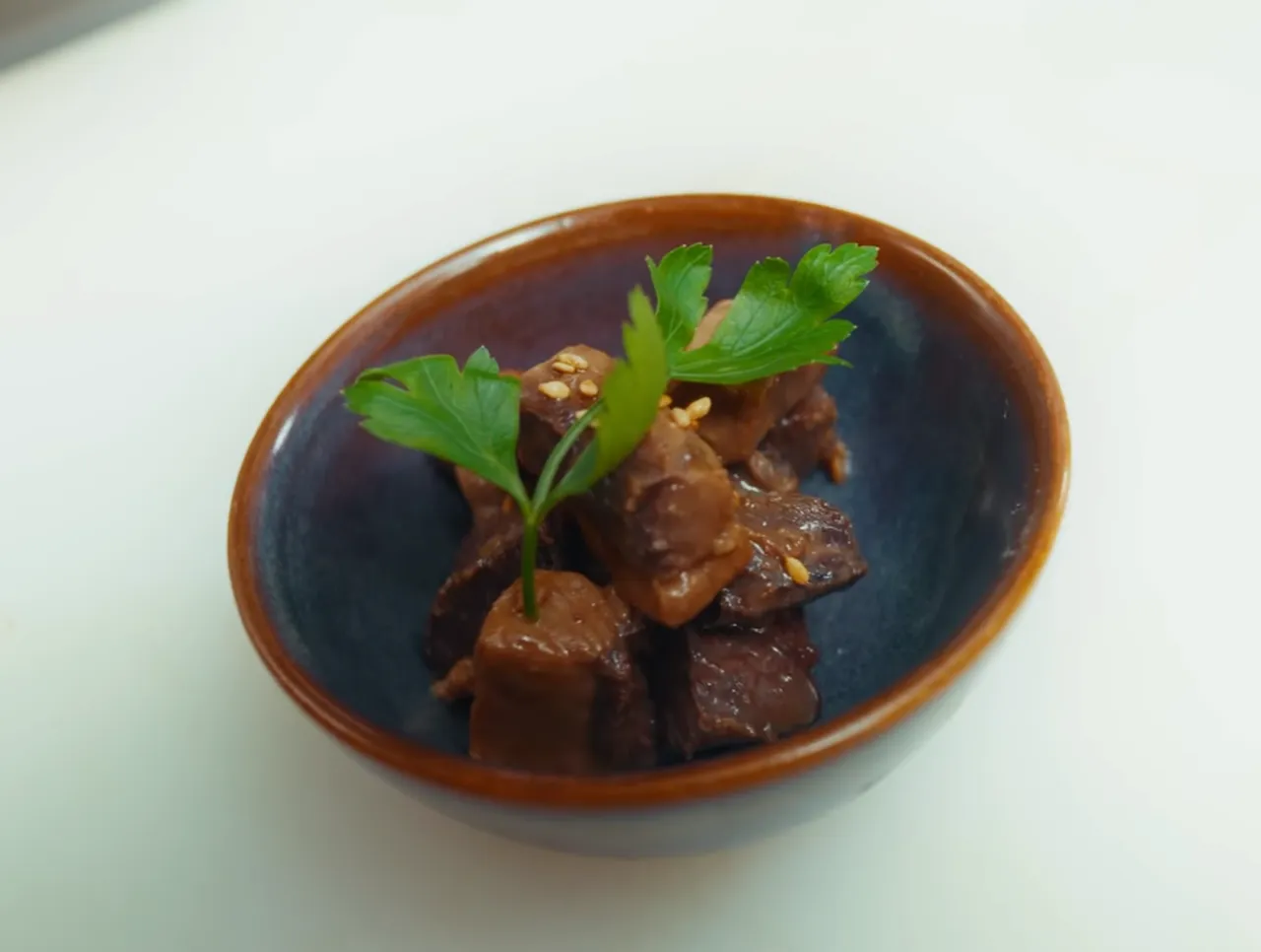 Ton balığının karnında yapılan toro mezesi