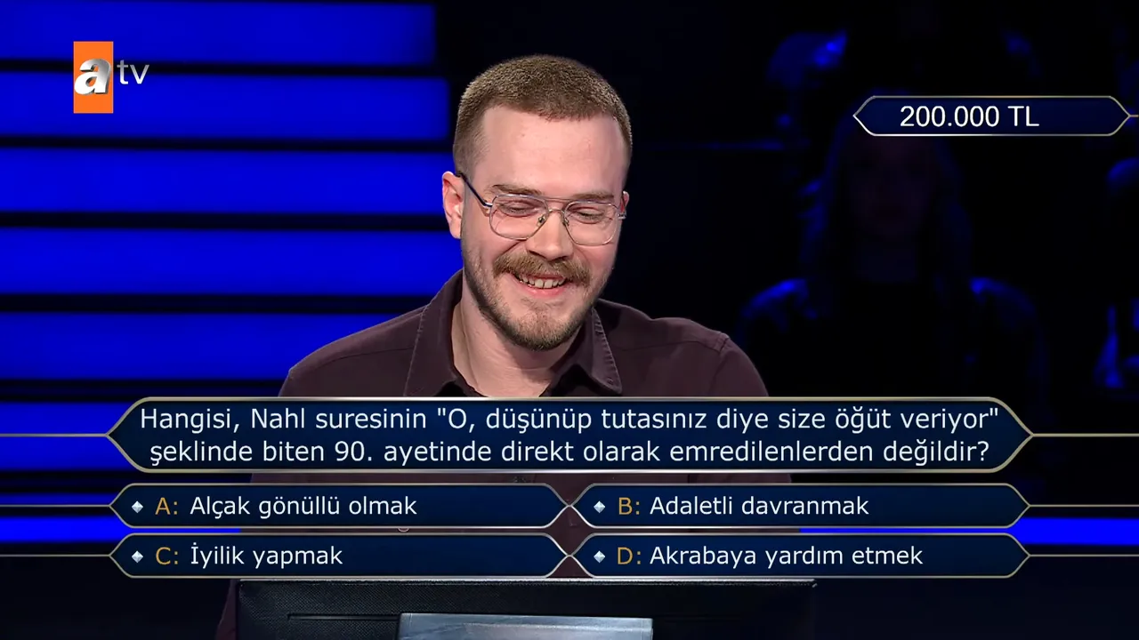 Kim Milyoner Olmak İster’de kritik karar… Joker kullanmadan 200 bin TL’yi cebe koydu