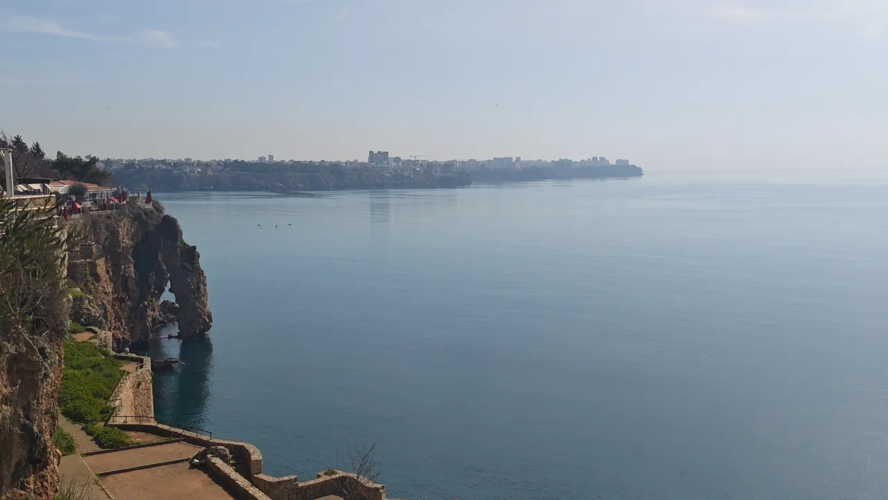 Kızıldeniz’den Antalya’ya sürüklendi! Düdüklü tencere büyüklüğünde