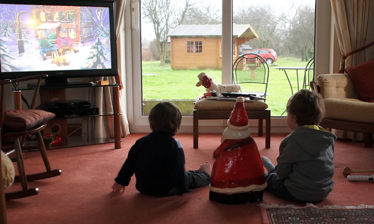 Uzmanından kritik uyarı: İlk 2 yıl ekrandan uzak tutun