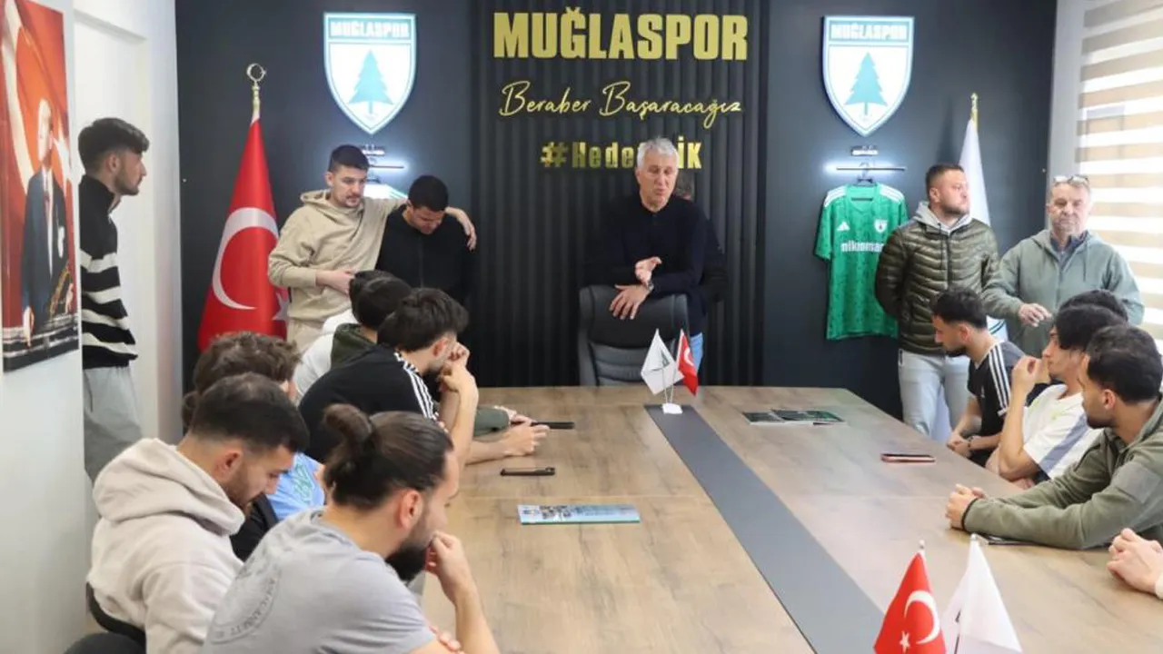 Besim Durmuş'tan Muğlaspor'a veda: Bazen gitmek gerekir