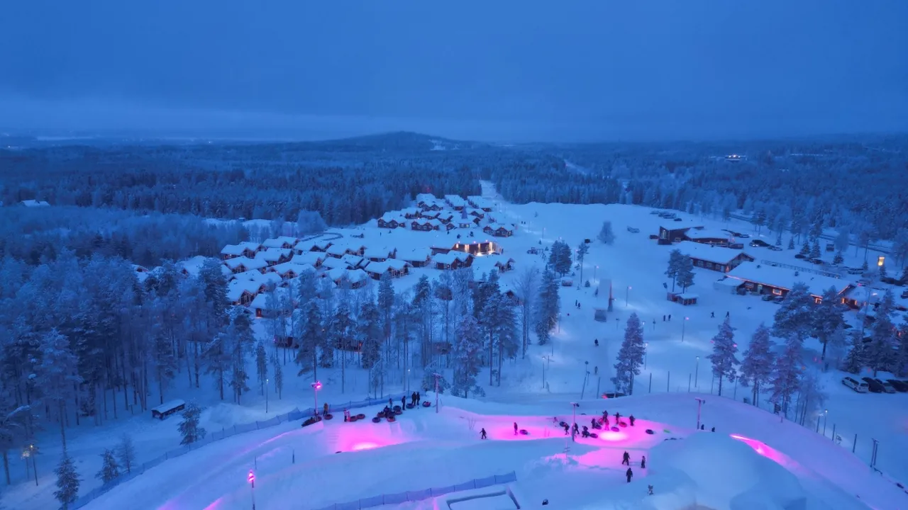 En mutlu ülke seçilen Finlandiyadan 1 haftalık ücretsiz program: Mutlu olmayı öğretecekler