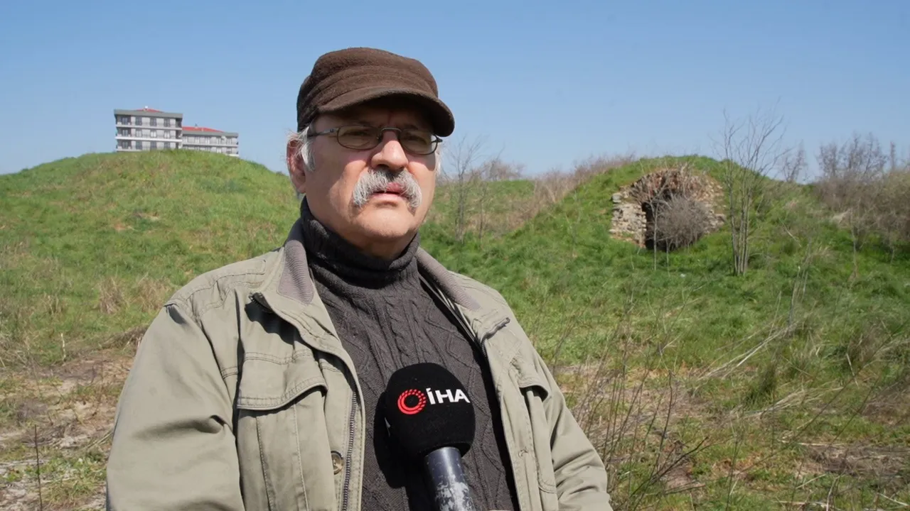 Sanat tarihçisi Prof. Dr. Engin Beksaç 