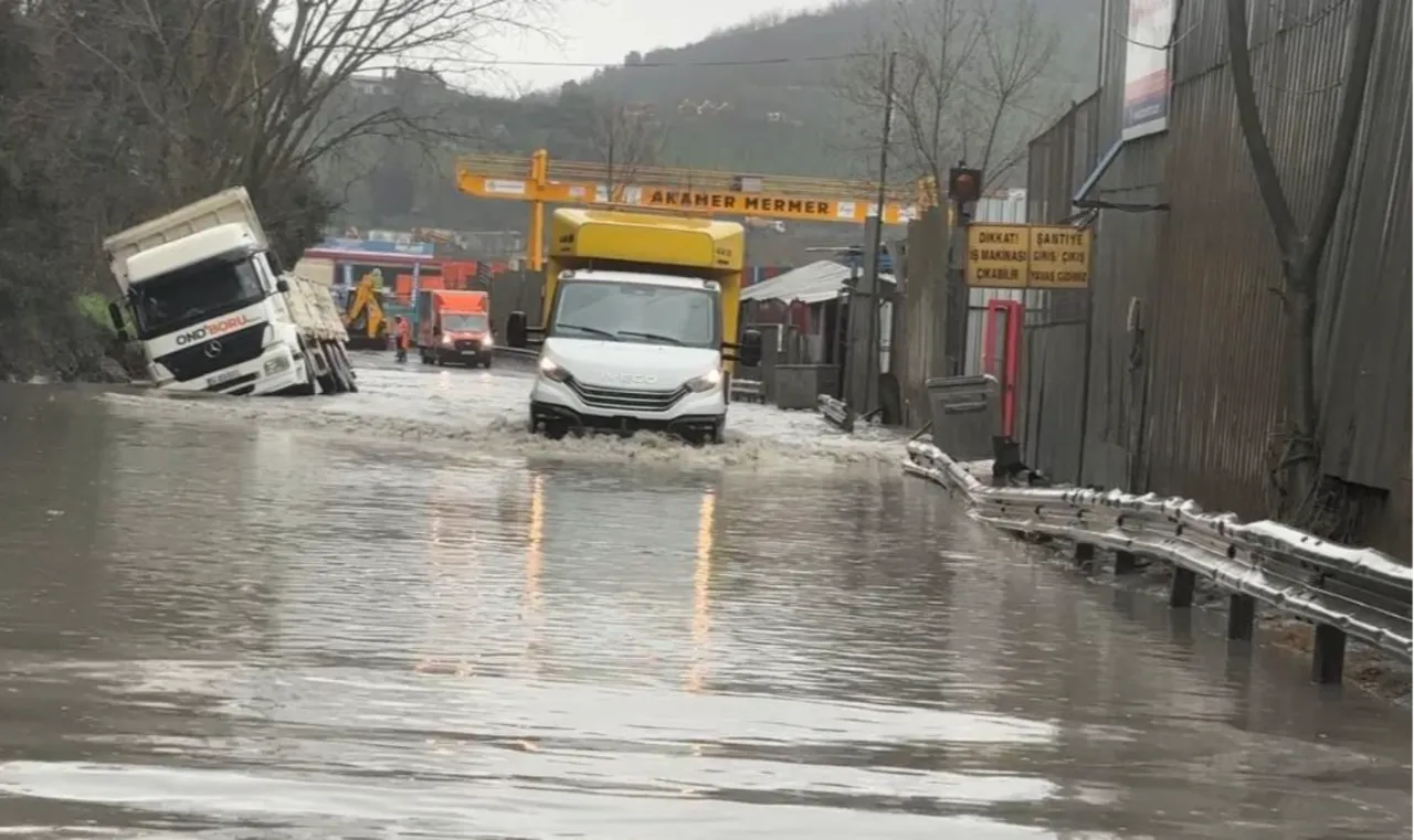 İstanbul'u sağanak vurdu!