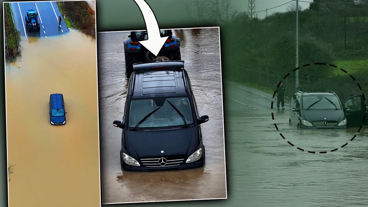 İstanbul’un göbeğinde şaşırtan görüntü! Suya gömülen aracını terk etmedi