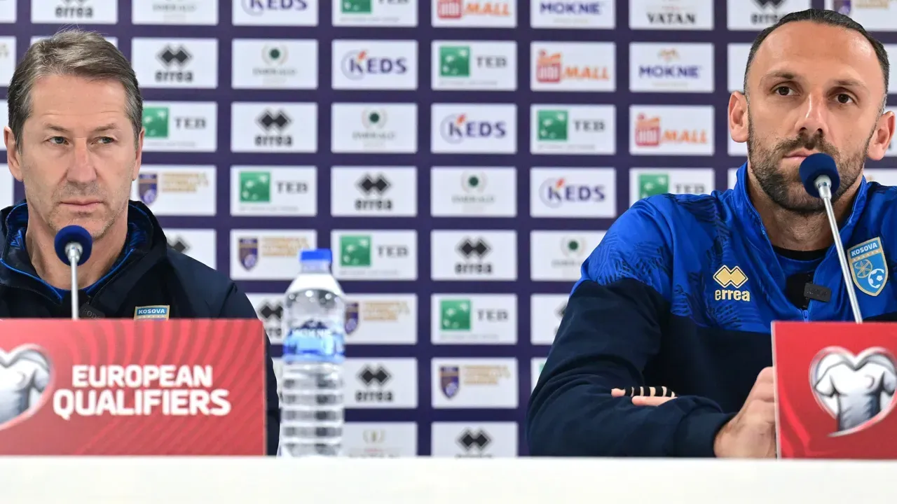 TOPLANTIDA ŞAŞTI KALDI