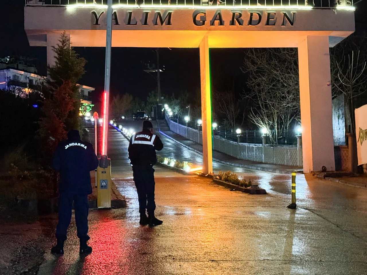 Rüşvet soruşturmasında gözaltına alınan Uşak Belediye Başkanı Yalım’ın 4 işletmesinde arama yapıldı