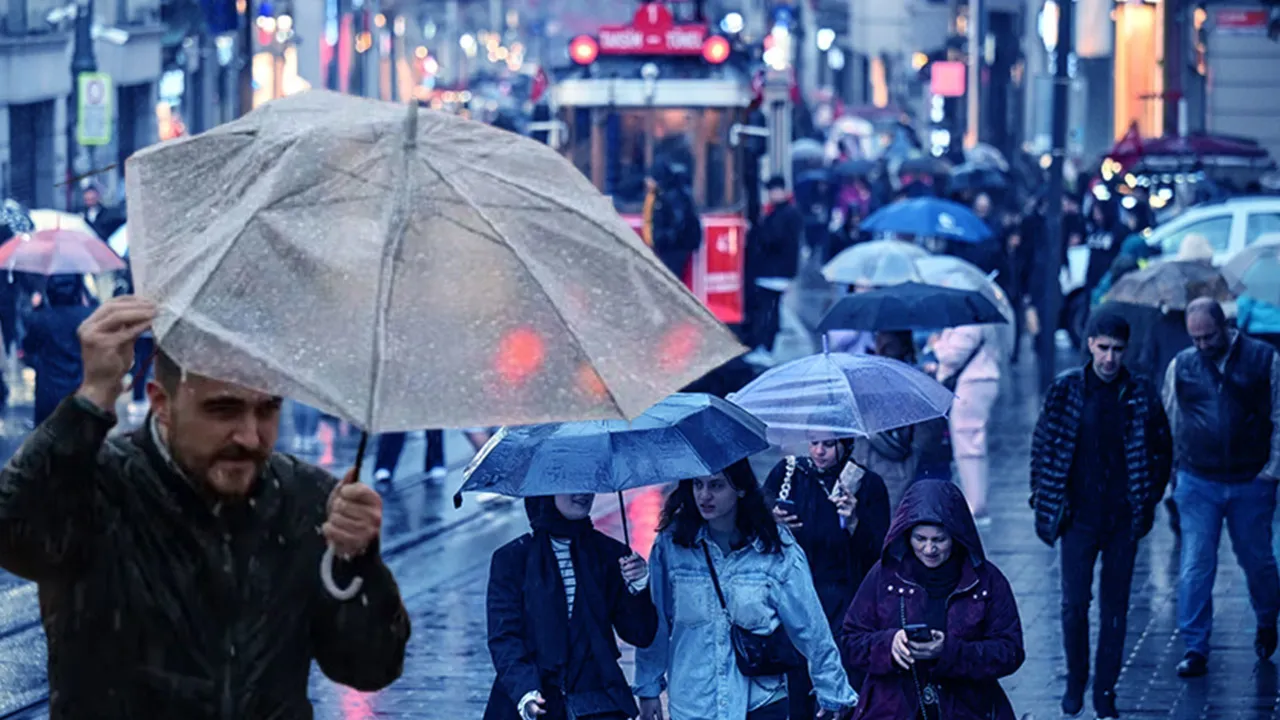 Sağanak yağış şiddetini artıracak! Meteoroloji'den İstanbul ve birçok il için uyarı