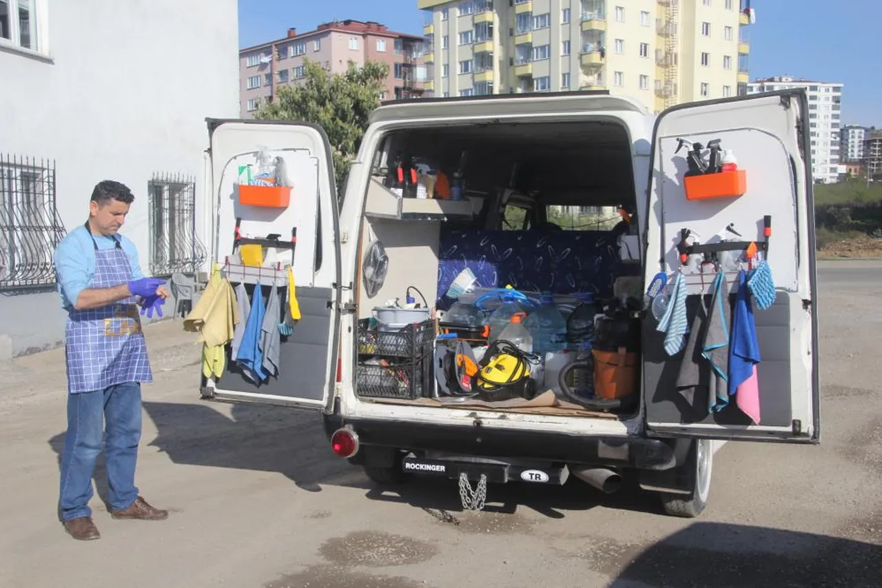 Su bile kullanmadan para basıyor! Üst düzey yöneticiydi, şimdi herkes onu çağırıyor
