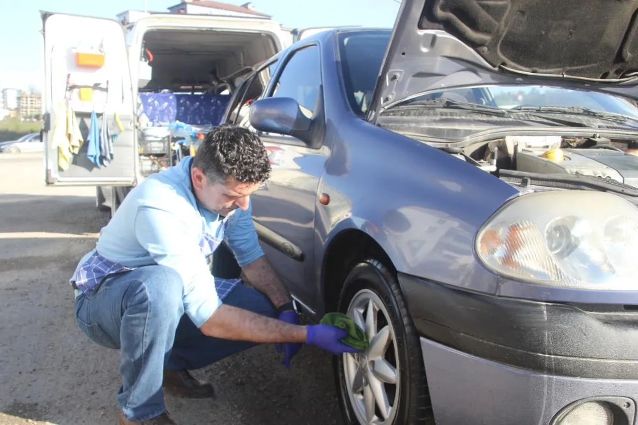 Su bile kullanmadan para basıyor! Üst düzey yöneticiydi, şimdi herkes onu çağırıyor