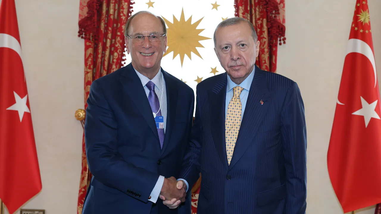 Türkiye’ye uluslararası yatırım yağacak: Dolmabahçe zirvesinde dünya devleri yer aldı