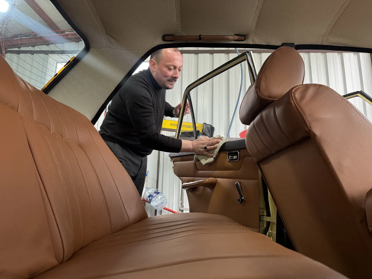 25 bin liraya aldı, 1 milyon TL masraf yaptı! 1976 model aracı görenler gözlerine inanamıyor