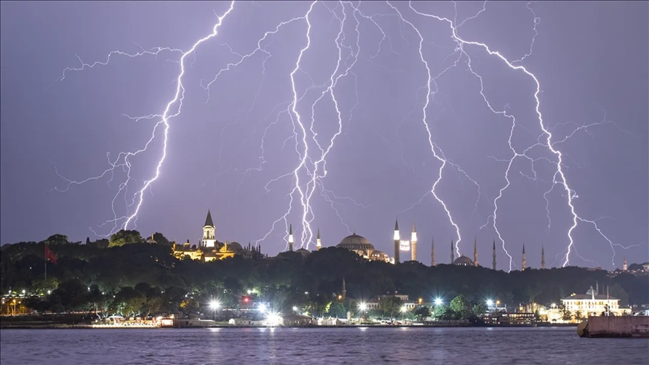 AKOM tarih verdi! 5 gün sürecek, Orta Akdeniz’den yeni yağış sistemi geliyor