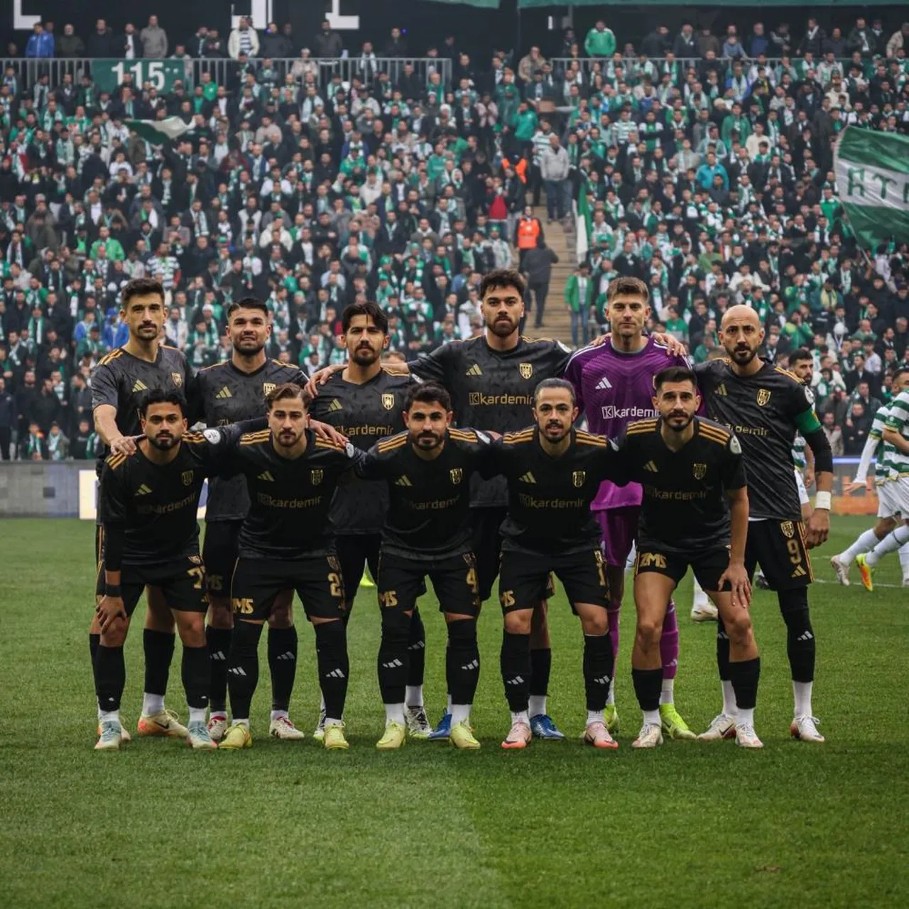 Aliağa FK, Bursaspor’un 1, Mardin 1969 Spor’un 3 puan kazandığı haftayı puansız kapattı.