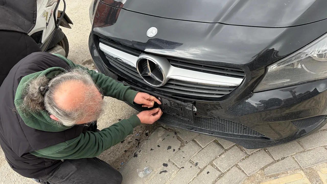 APP plakalar için son tarih 1 Nisan! Değiştirmeyenler atölyelere akın etti, mesai uzadı