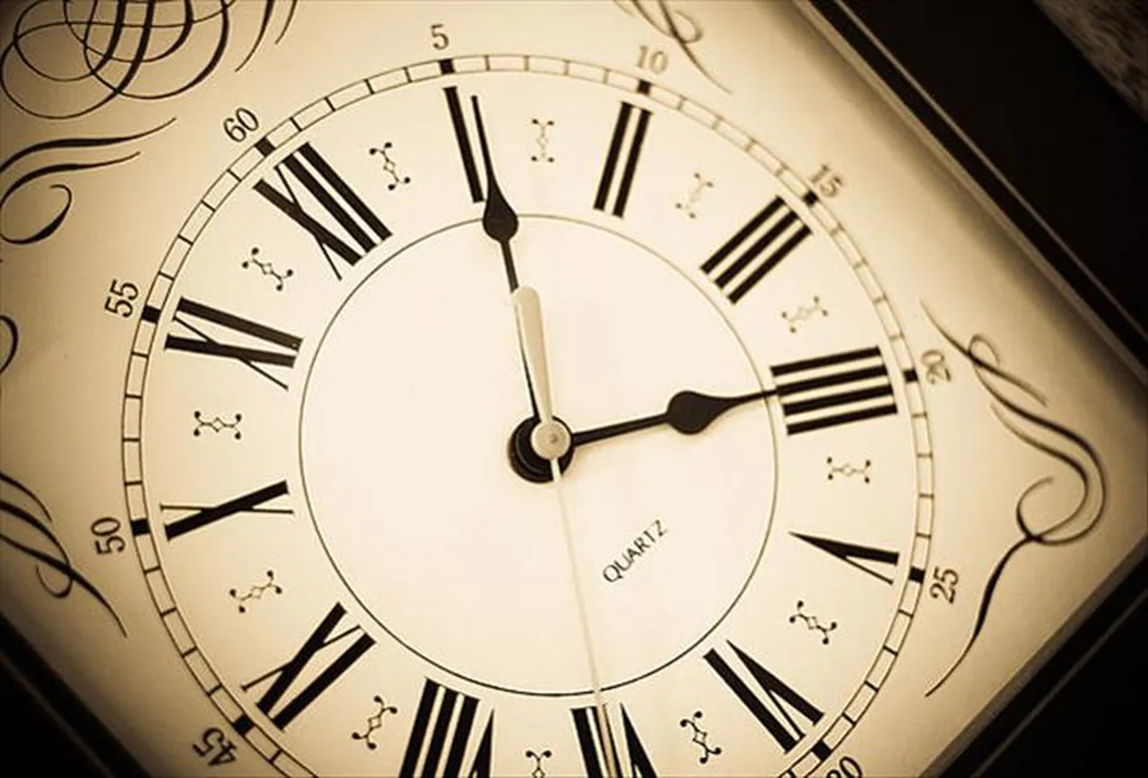 Avrupa yaz saatine geçti! Saatler ileri alındı mı, Türkiye yaz saatine geçti mi?