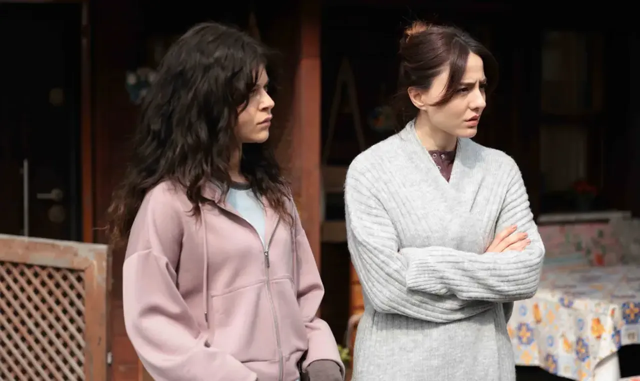 Çirkin dizisi hangi köyde, nerede çekiliyor? Dizide geçen Hisar Mahallesi merak ediliyor