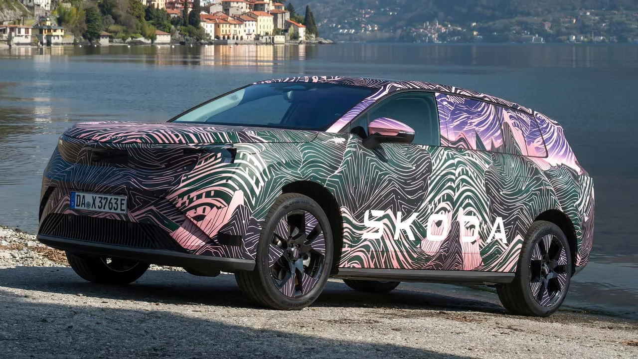 En büyük Skoda geliyor: İşte 600 km menzilli Peaq’ten ilk detaylar