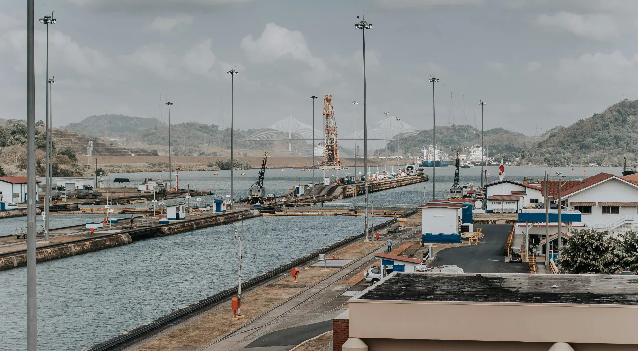 ENERJİ KRİZİ ROTAYI DEĞİŞTİRDİ