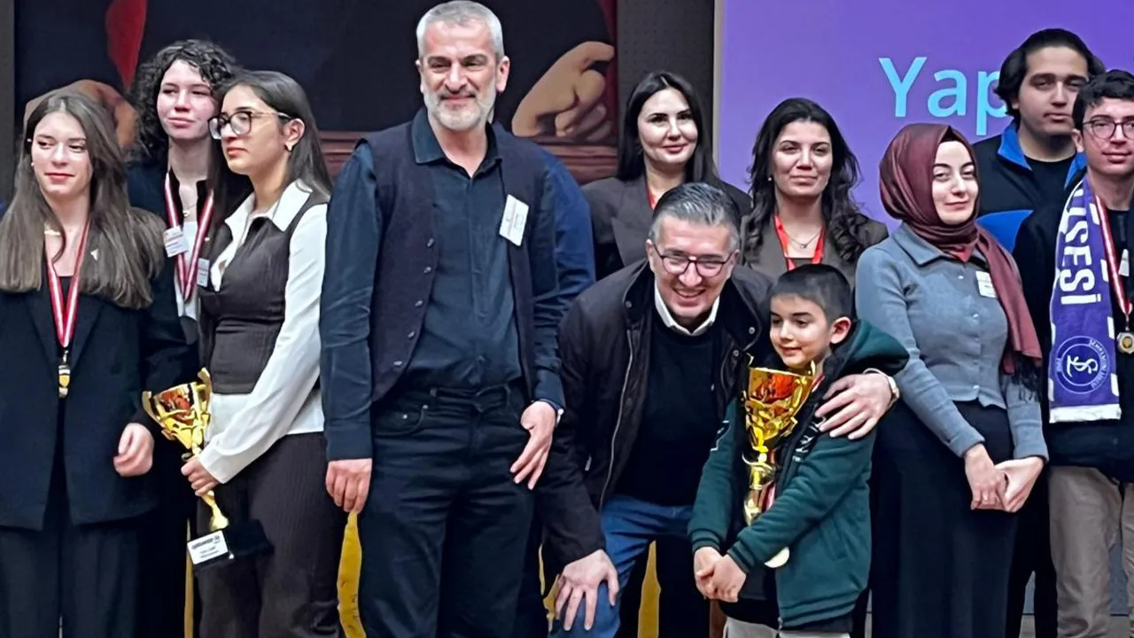 Gururlandıran başarı: Dünya finalinde Türk bayrağını dalgalandıracak